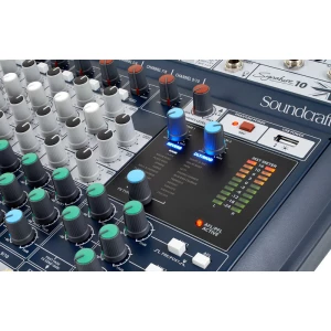 SOUNDCRAFT Signature 10